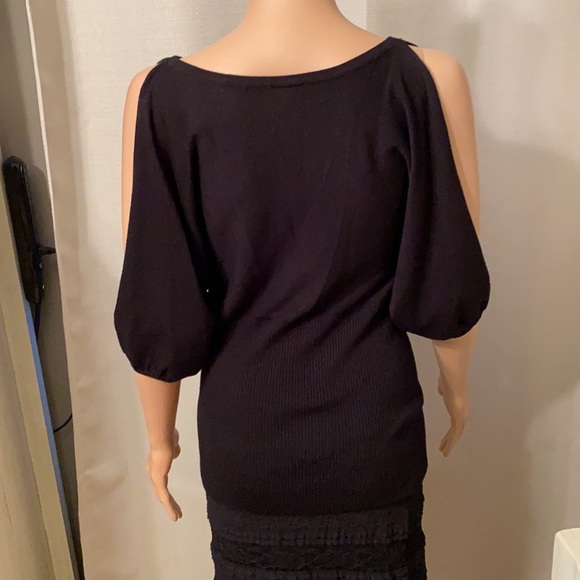 Open arm blouse - Picture 10 of 11
